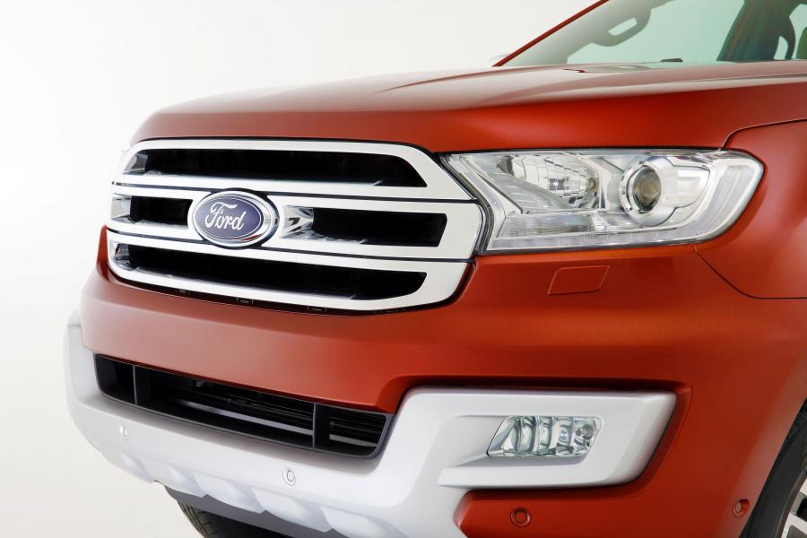  Ford Everest 2014 года  (фото 16 из 50)
